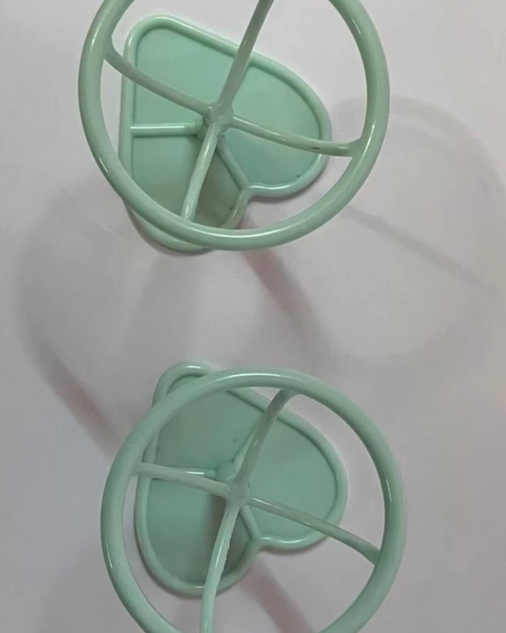 استند آرایشی برای بیوتی بلندر با طراحی زیبا